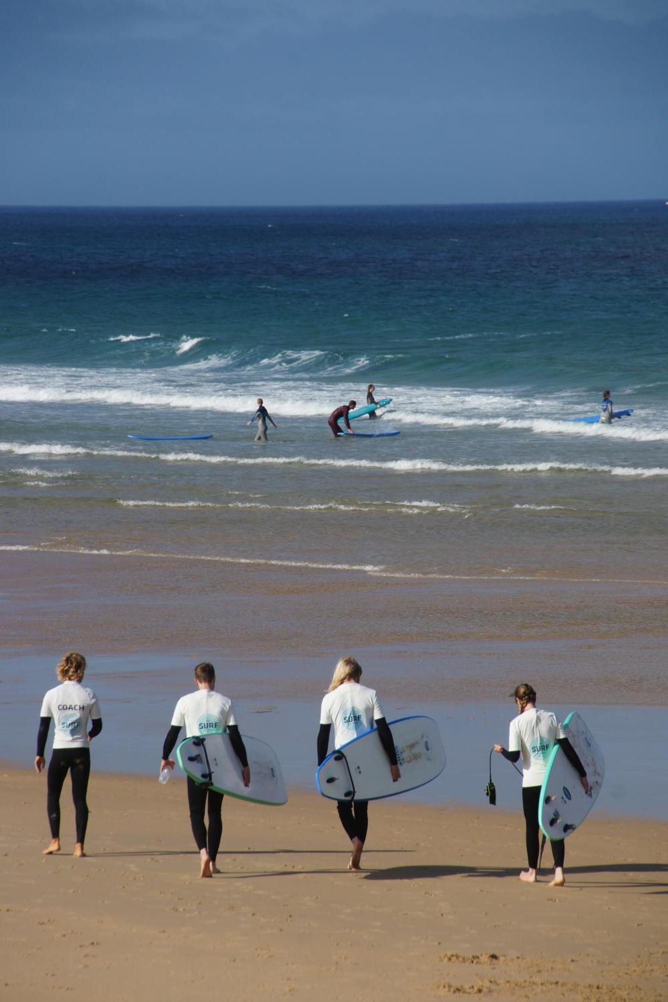 The Far End Surf House - Surf & Yoga Holidays Lourinha  Exterior photo