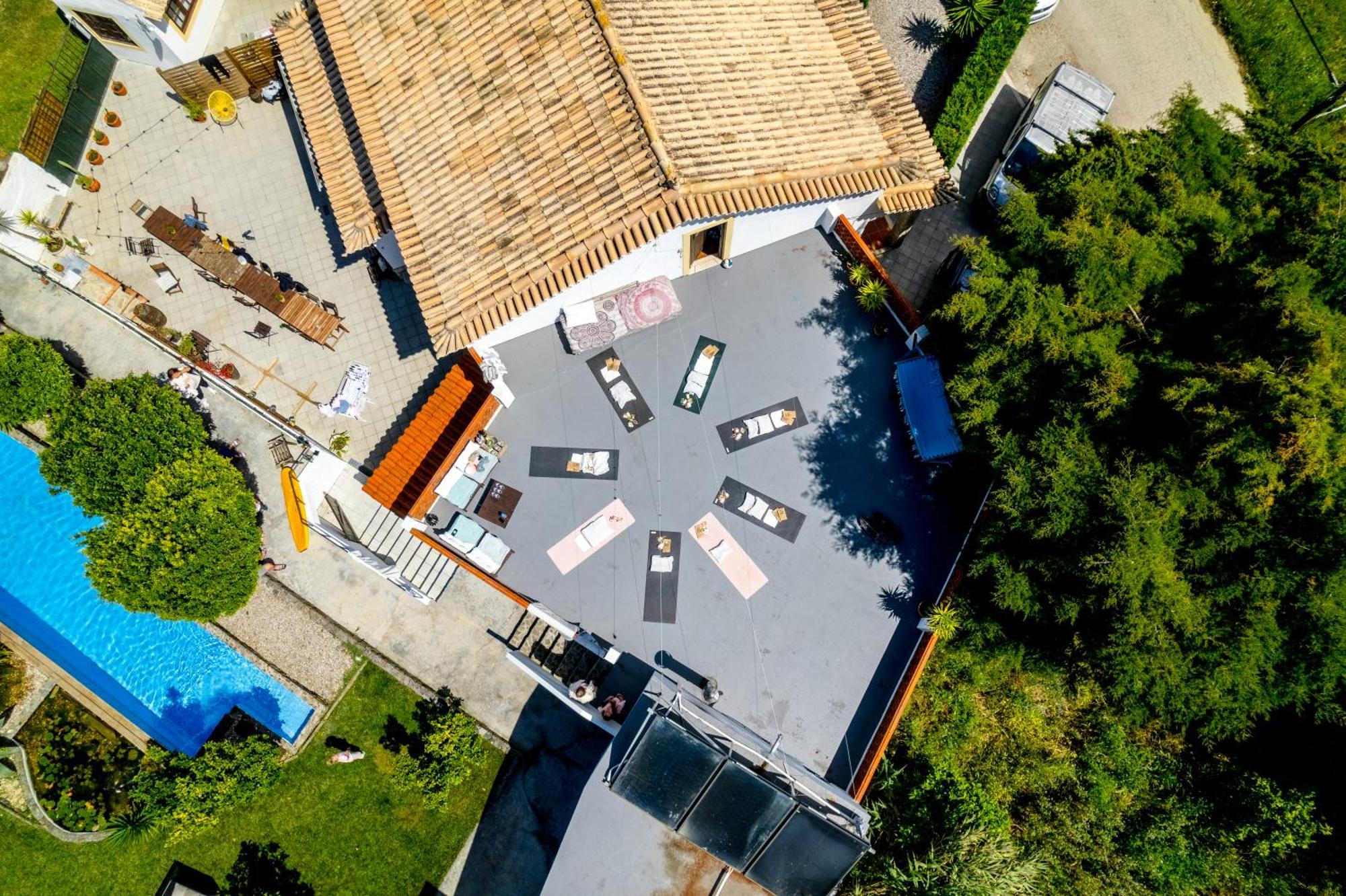The Far End Surf House - Surf & Yoga Holidays Lourinha  Exterior photo